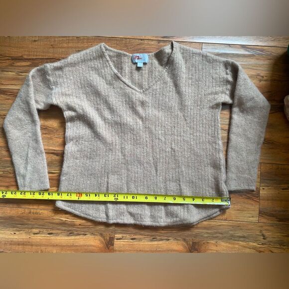 Pure Collection Cashmere Sweater in Brown sz 12 RUNS SMALL - Picture 2 of 13